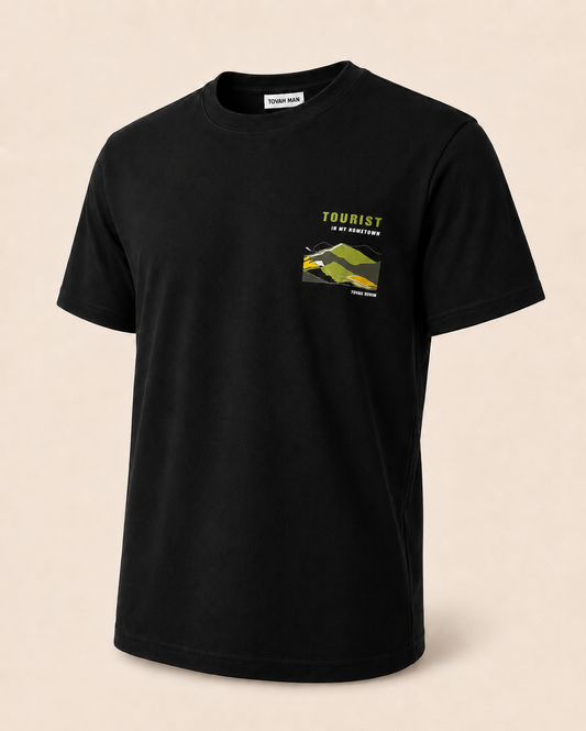 Tourist graphic Tee